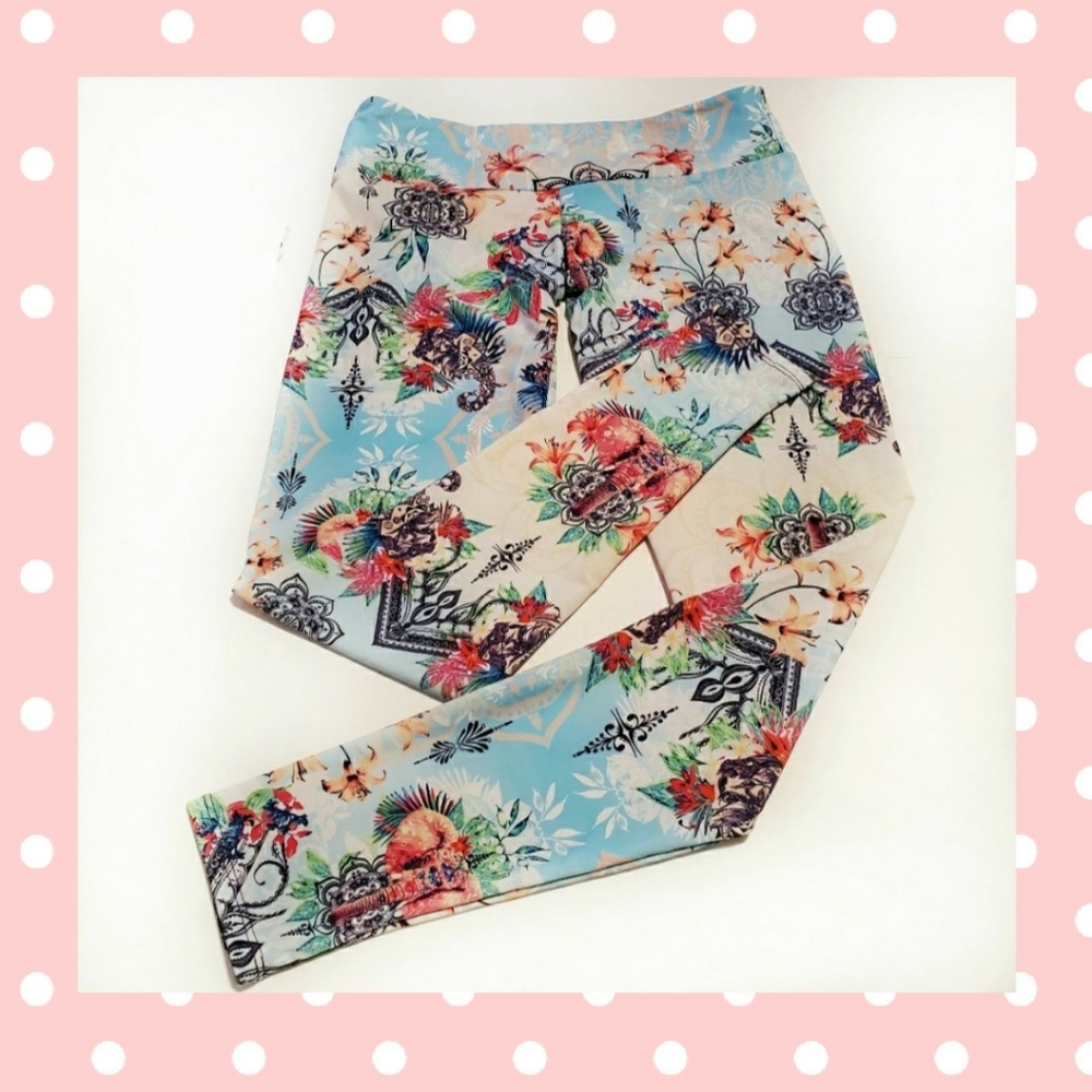 ONZIE Chaing Rai Print Yoga Leggings M/L